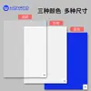 Tapete adesivo de PE descartável de fábrica com forte adesivo e fácil de rasgar, tapete de chão azul-branco transparente, tapete removedor de poeira para oficina de sala limpa