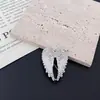 Broche de Asas de Anjo Simples Personalizado para Mulheres, Broche Esmaltado Versátil da Moda Coreana, Acessório de Broche de Liga com Strass