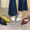 Temporada do Primeiro Encontro: Sapatos Mary Jane Elegantes e Delicados para Mulheres, Estilo Retro Coreano, Versáteis com Vestidos, Sandálias Confortáveis