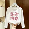 Camiseta básica de algodão puro para meninas, novo modelo outono 2026, top bonito e estiloso para crianças, camiseta de manga comprida para meninas
