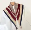 Bufanda Cuadrada de Seda con Borlas a Cuadros de Melaleuca Estilo Coreano Atmósfera Decoración Diaria para el Cuello Bufanda Versátil Chal Pequeño para Mujer