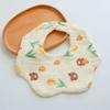 Babero de bebé con pétalos de algodón suave a prueba de derrames con bolsillo de arroz y estampado de dibujos animados para recién nacidos, venta al por mayor de fábrica