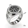 Estilo Europeu e Americano Retrô Leve Luxo Bússola Náutica Ousada Anel de Bússola com Decoração de Diamante Aço Titânio Anel Tendência Personalidade Masculino
