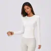 Camiseta marrón de cuello redondo, hombros normales, manga larga para mujer, principios de otoño, corte ajustado, favorecedora, pura y seductora, adecuada como capa interior, top de moda