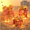 Decoración navideña arte en hierro caja de regalo luminosa juego de tres piezas adorno de exhibición arreglo de escena de árbol de Navidad