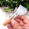 Pincel de Silicone para Máscara Novo no Atacado em Estoque, Pincel de Silicone Pentagonal para Maquiagem, Pincel para Aplicação de Máscara, Cabo Único de Madeira~