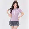 Traje de baño de dos piezas estilo nuevo para mujer, talla grande, deportivo, con media cremallera, conservador, adelgazante y favorecedor, perfecto para aguas termales y vacaciones, venta al por mayor