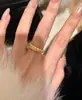 Anillo de hebilla de lingote de oro cepillado estilo vintage versátil para mujer, diseño de nicho, anillo abierto ajustable retro de lujo ligero