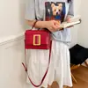 Bolsa Quadrada Pequena Chic Retro de Nicho Bolsa de Ombro Casual Leve de Luxo de Alta Qualidade para o Trabalho Bolsa de Mão Chic Tendência