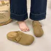 Nuevas zapatillas perezosas de exterior para mujer 2026, sin cordones, de suela blanda, medias zapatillas cerradas de suela gruesa para primavera y otoño, estilo Birkenstock