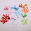 Chaveiro de Urso com Pétalas Grandes Transparentes Coloridas como Doces Pingente de Bolsa Pequeno Acessório Artesanal DIY em Formato de Feijão