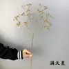 Cubo de Bendición de Año Nuevo, Arreglo Floral del Festival de los Faroles, Flores Decorativas, Orquídea Mariposa Dorada, Plátano Dorado, Frutos de Acebo, Cáscara de Loto, Decoración de Boda E18