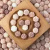 Raíz de Bodhi Natural Tallada Flor Flotante de Camelia Flor de Rosa Doble Cara Accesorios de Joyería DIY Material para Abalorios Al por Mayor