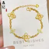 Pulsera de calabaza mariposa oro antiguo de alto color láser tienda de oro con joyería flash nicho lujo cuatro hojas
