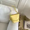 Bolso de Hombro Cadena de Diamantes Modelo Nuevo 2026 para Mujer, Bolso Cruzado Versátil de Moda, Bolso Pequeño Simple para el Día a Día con un Toque de Lujo, Bolso de Mano