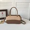 Bolsa Quadrada Pequena Nova Outono 2026 Bolsa Transversal Feminina Moda Chique Casual de Mão Ombro Simples para o Dia a Dia Bolsa Pequena