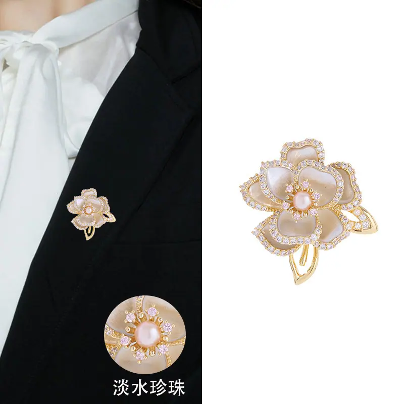 一半胸.jpg