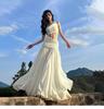 Vestido de Vacaciones Puro y Atractivo para Chica Hot, Hombros Descubiertos, que Muestra la Cintura, de Estilo Hada con un Toque Romántico, Vestido Largo Blanco con un Toque de Lujo