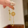 "Diosa del Sol" Pulsera Dorada Retro Brújula Estilo Palacio, Joyería de Nicho Exquisita de Gama Alta Simple y Elegante que Realza el Cutis