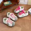 Zapatos de Lona para Niñas con Suela Suave de Estrellas 2026 Primavera/Otoño Nuevos Zapatos Deportivos Cómodos con Suela Suave para Niños Pequeños/Grandes Zapatos Casuales Modernos