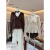 AS OFFICIAL Outono Estilo Retro Coreano Blusa de Manga Longa com Gola V Franzida e Bolinhas 28932 (com fita)