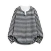 Nova Camiseta Masculina de Gola Redonda Listrada da Primavera Moda Versátil Outono Casual Manga Longa Fluida Bonita Camisa Base