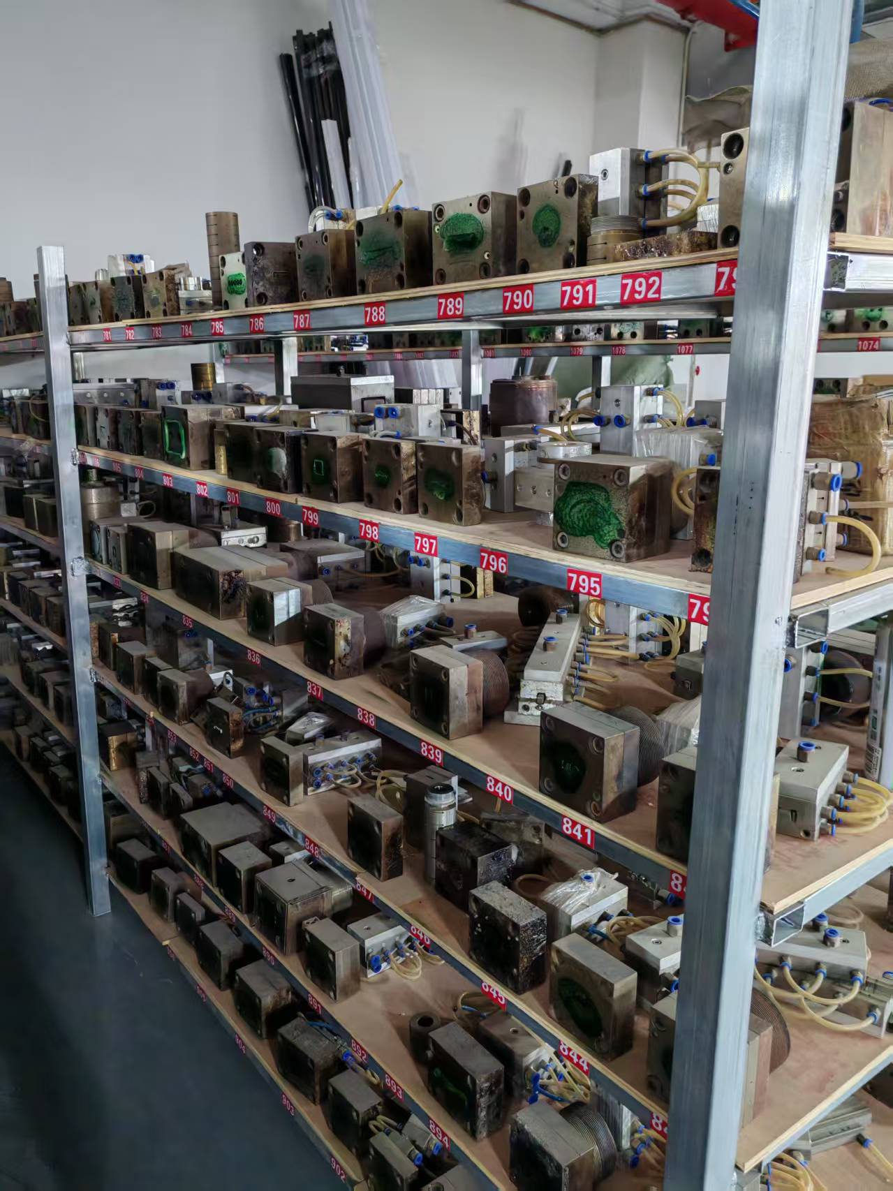 模具编号700-800.jpg