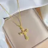 Moda Europea y Americana Nuevo Producto Collar de Acero de Titanio Cruzado para Mujer Exquisita Cadena para Clavícula de Circonita Versátil Joyería de Venta Caliente Transfronteriza