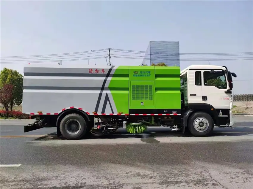 road sweeper162