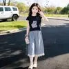 Conjunto de Camisetas Estampadas de Manga Curta para Meninas Verão 2026 Novo Conjunto de Verão Infantil Calça Xadrez de Renda Conjunto de Duas Peças