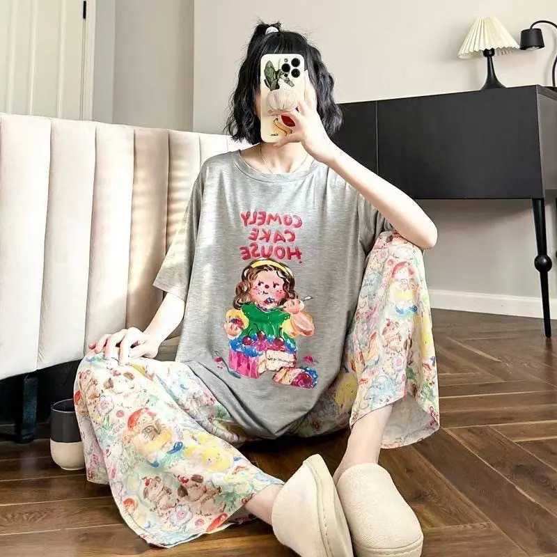 短长#灰色油画女孩