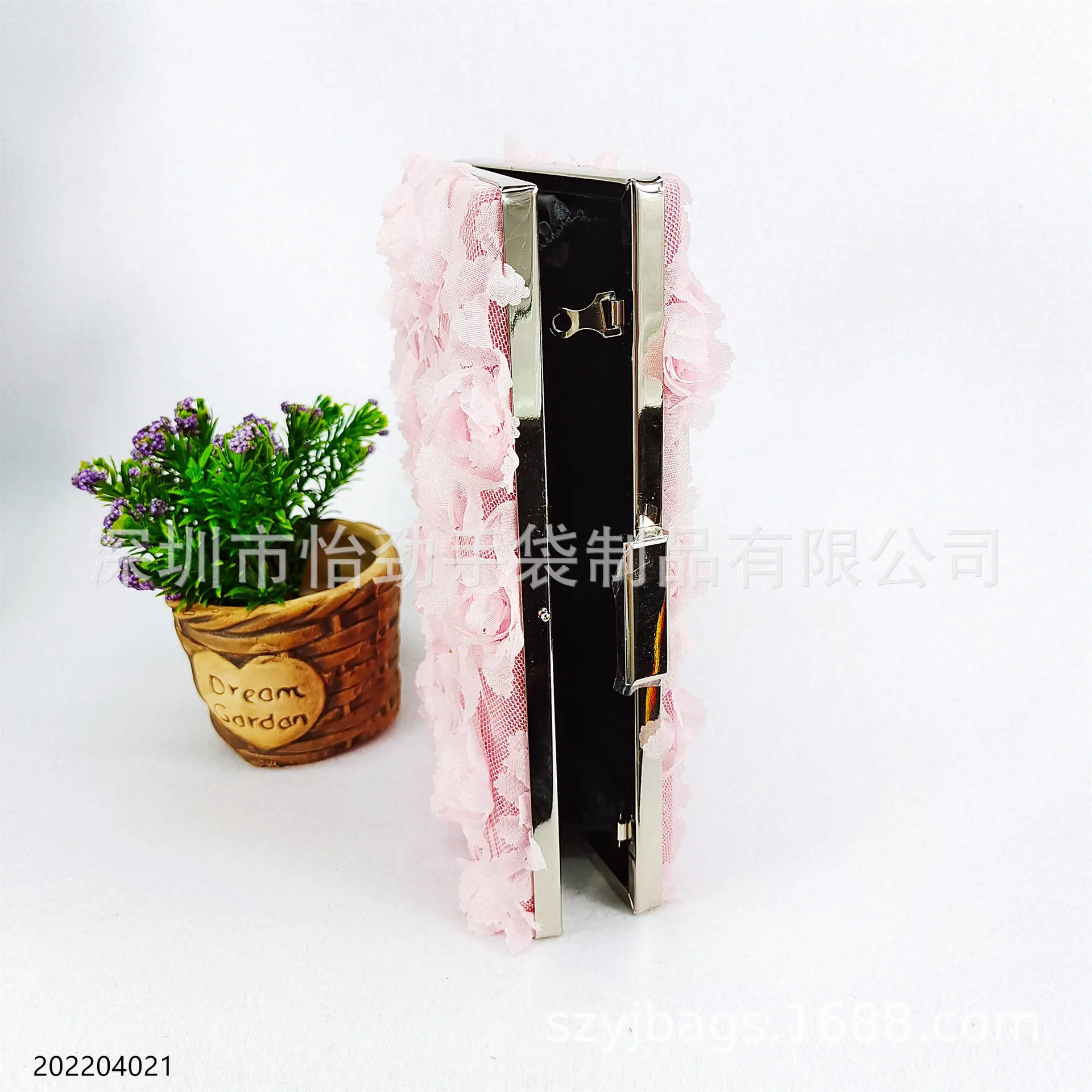 硬盒化妆包