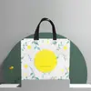 Sacolas TNT Personalizadas para Lojas de Roupas, Sacolas de Compras Impermeáveis para Roupas, Sacolas Tote Bag TNT, Sacolas Ecológicas Estampadas em Cores em Estoque