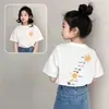Camiseta de Verano para Niños de Algodón Puro de Manga Corta 2026 Nuevo Estampado de Letras de Dibujos Animados Top Elegante para Niñas y Bebés