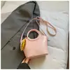 Bolso Cubo de Moda Casual Simple de Nicho Tendencia Primavera 2026 Nuevo Bolso de Hombro Cruzado para Mujer