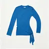 Atual - Versão Correta da Camiseta Slim Fit de Manga Longa com Barra Irregular e Laço Dongdaemun Coreana