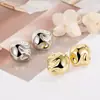 Brincos Novos e Exquisitos de Formato Irregular com um Toque de Luxo, Elegantes e Luxuosos, Brincos de Design Simples e Único para Mulheres