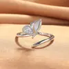 Anillo de mariposa estilo coreano, moda nicho de alta gama y elegante anillo ajustable para el dedo índice para mujer, joyería apilable al por mayor