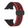 Adecuado para la serie Apple Watch Ultra9876543210, correa de silicona con hebilla magnética plegable de panal bicolor