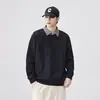 Sudadera de peso pesado estilo camisa de dos piezas falsas para hombre, nuevo modelo otoño-primavera 2026, tacto de alta gama, patchwork, corte holgado, cuello camisero, manga larga