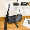 Bolso de Hombro para Hombre Estilo Japonés Marca de Moda Bolso Pequeño Cilindro para Mujer Bolso Cruzado Casual para el Trabajo Mochila Deportiva Simple para Montar