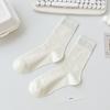 Calcetines blancos de mujer para otoño e invierno, de malla hueca, transpirables, hasta la mitad de la pantorrilla, bonitos calcetines de algodón para chica japonesa, combinables con todo.
