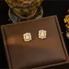 Pendientes Colgantes Anillo Rectangulares de Lujo Ligero 18K Temperamento Fresco Moda de Alta Gama Versátiles Accesorios de Joyería Venta al por Mayor