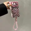 Nuevo brazalete de cuentas con estampado de leopardo, adecuado para fundas de teléfono Apple 18 Pro Max, diseño elegante y de alta gama para mujeres, también disponible para modelos 17/16