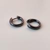 Aretes de Hebilla para Oreja con Letra Inglesa Retro Simple, Modernos para Hombres y Mujeres, Cool, Guapos, Combinan con Todo, Clásicos, de Círculo Liso, Joyería para Oreja con Viento Frío