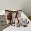 Bolsa Tote Estampada Retrô de Grande Capacidade 2025 Nova Tendência Moda Nicho Bolsa Tote Personalizada Bolsa de Ombro Conjunto de Três Peças