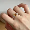 Anel Cabochão com Design de Flor em Formato de Ovo para Mulheres, Design de Nicho Popular no Xiaohongshu, Anel de Luxo Leve de Alta Qualidade