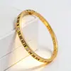 Pulsera Romana de Acero de Titanio con Diseño Hueco de Números Romanos, Moderna y Sencilla, Unisex, Lujo de Nicho con Acabado de Alta Gama e Incrustaciones de Diamantes