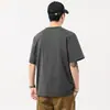 Camiseta de manga corta con retazos antibacterial refrescante estilo americano de alta gama, cuello Henry, para hombre, tendencia de verano, retro, corte holgado para hombre