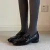 Versión de Piel de Oveja~Mocasin Retro Simple de Cuero Genuino Versátil con Tacón Grueso para Mujer, Slip-On Cuadrado Commuter Nuevo Estilo Zapatos Pequeños de Cuero